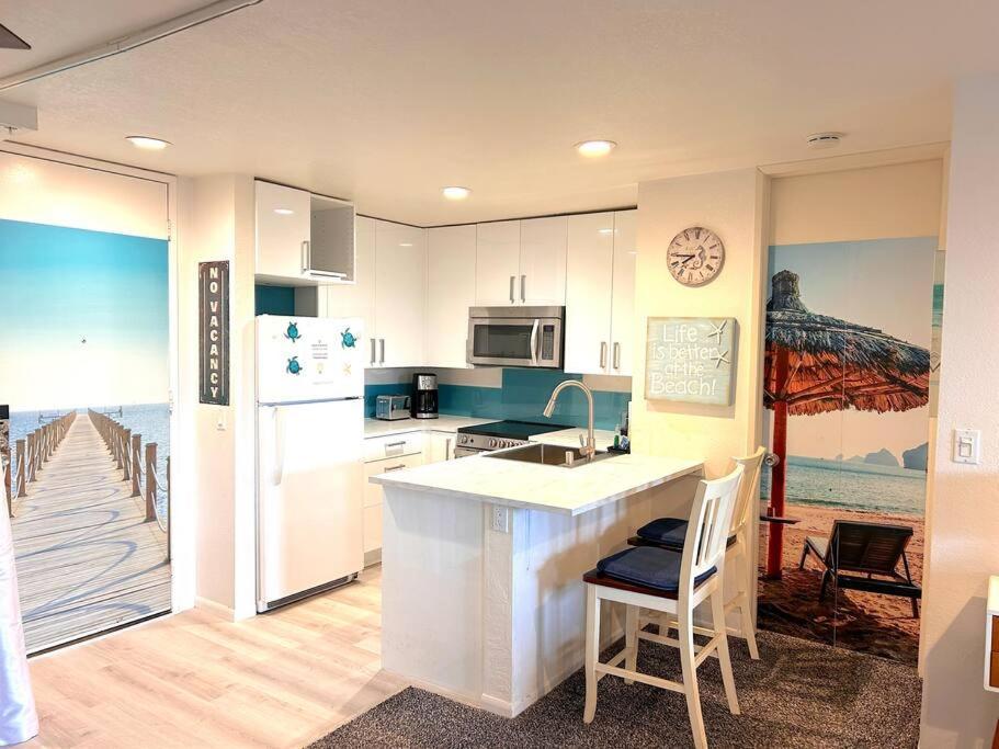 Beachside Retreat Oceanside Exterior photo